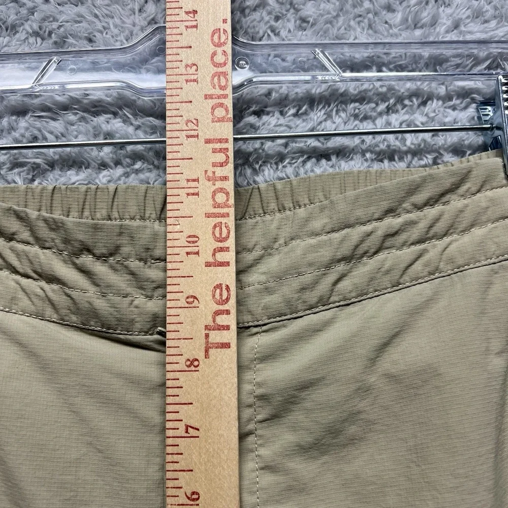 The North Face Mens Shorts Size Medium Khaki‎ Tan Hiking Trail Utility Nylon